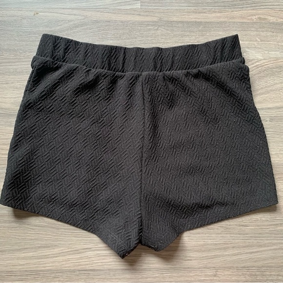 booty shorts - Picture 2 of 2